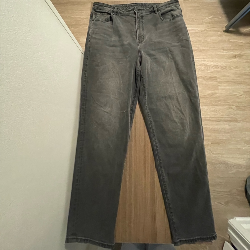 American Eagle Black Jeans.